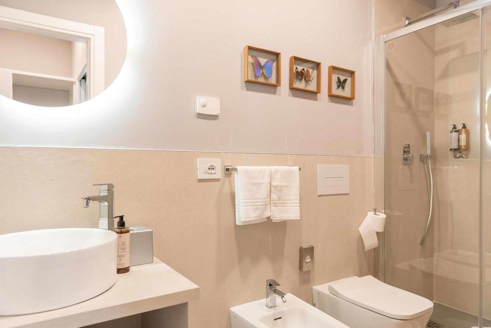 Regina Boutique Suites Trieste Luaran gambar