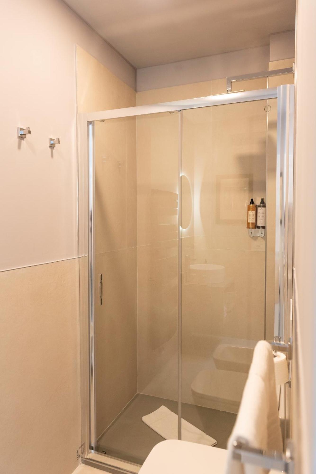 Regina Boutique Suites Trieste Luaran gambar