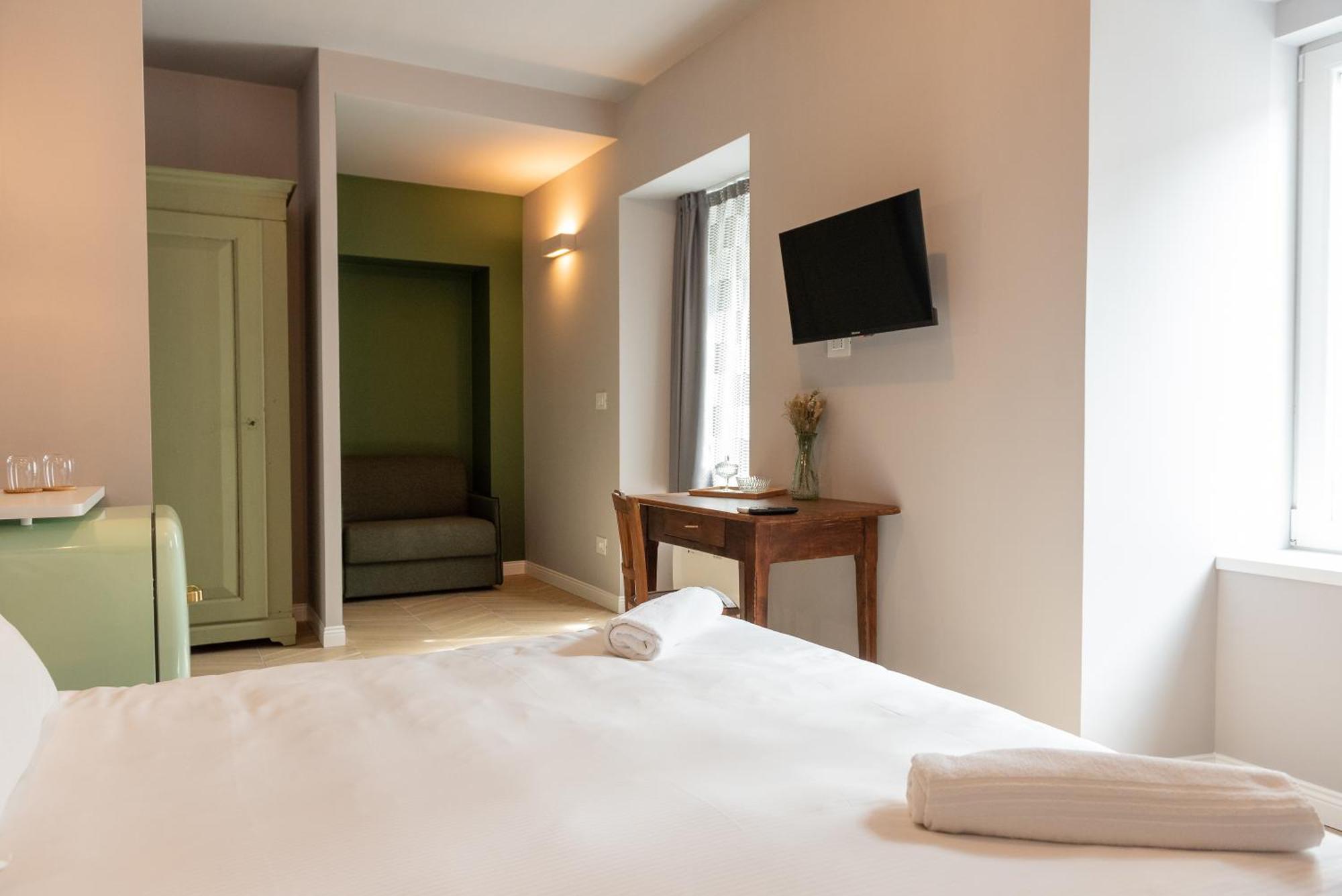 Regina Boutique Suites Trieste Luaran gambar
