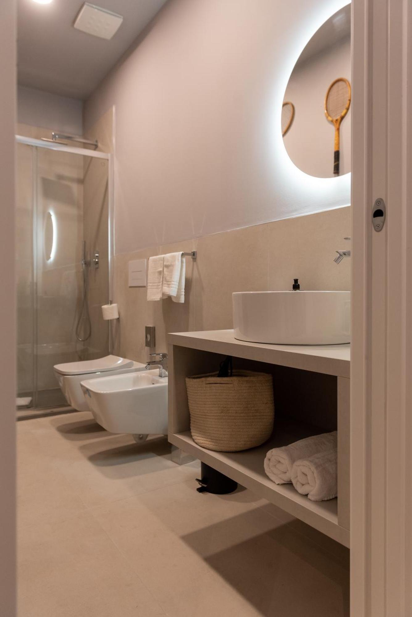 Regina Boutique Suites Trieste Luaran gambar