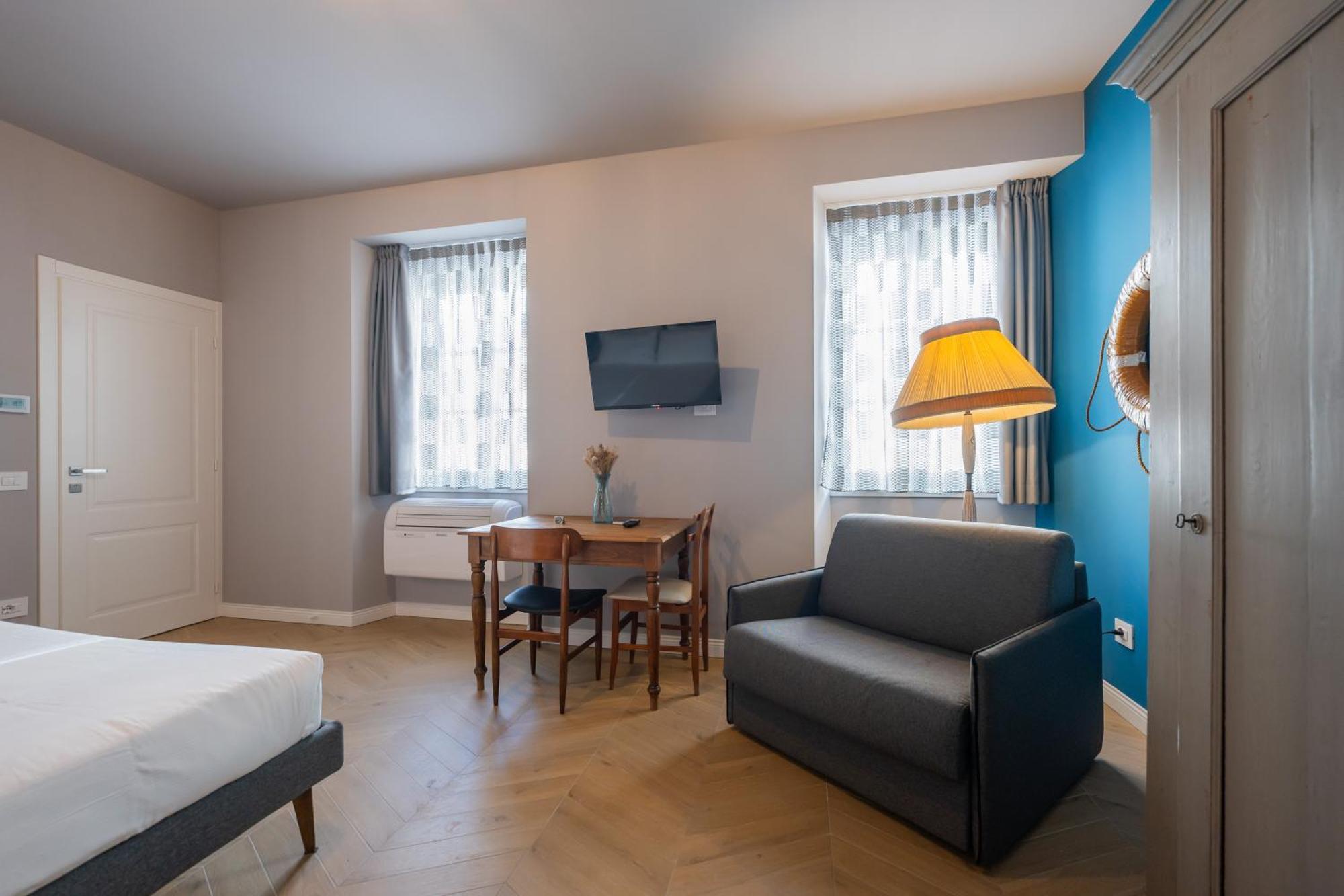 Regina Boutique Suites Trieste Luaran gambar